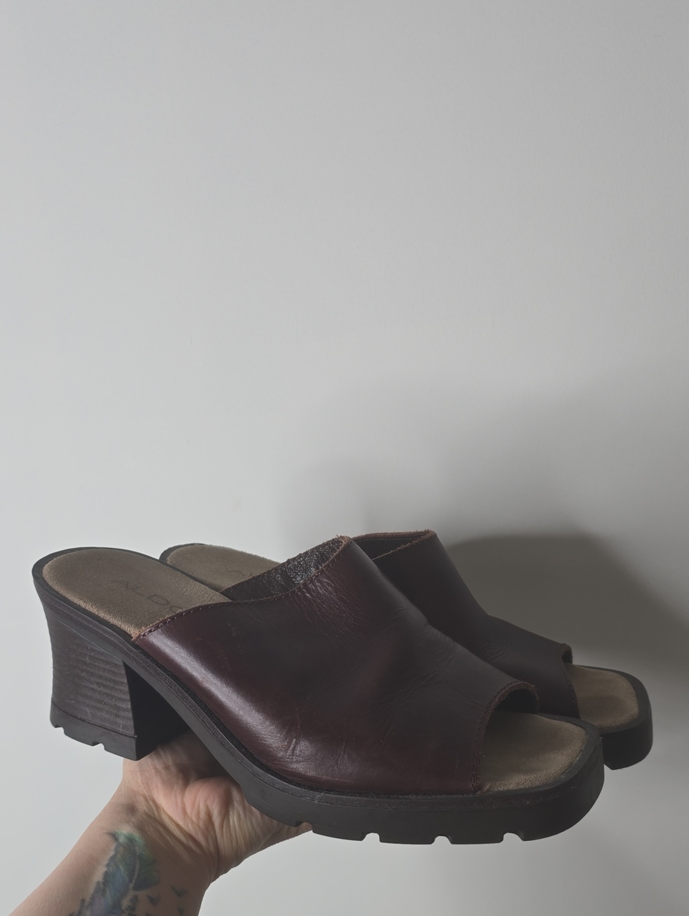 Vintage 90's Aldo Leather Square Toe Heels - Picture 1 of 8